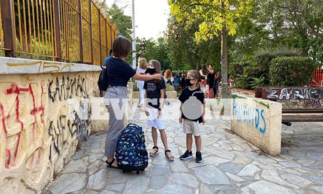 New school year begins on Monday with special measures for Covid-19