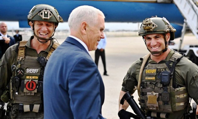 Κορονοϊός: Τι είναι οι θεωρίες QAnon που απειλούν τον πλανήτη