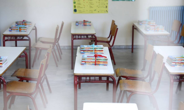 Χανιά: «Έτσι μου επιτέθηκαν, έχω δύο ράμματα στο μέτωπο», τι είπε ο καθηγητής που δέχτηκε επίθεση