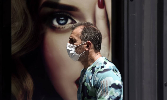 Κορονοϊός - Παγώνη: Αν συνεχίσουμε έτσι θα βάλουμε μάσκα παντού