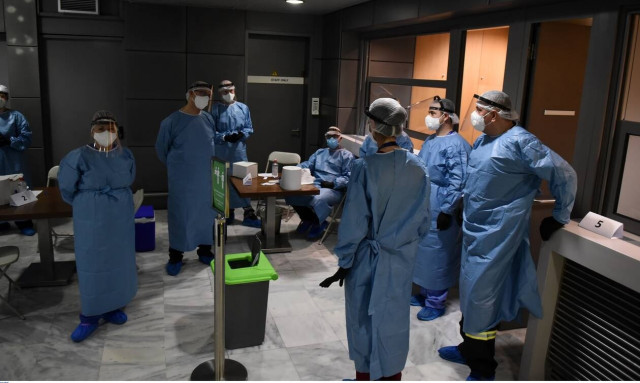 Κορονοϊός: «Ίσως και τετραψήφιος αριθμός κρουσμάτων στην Ελλάδα»