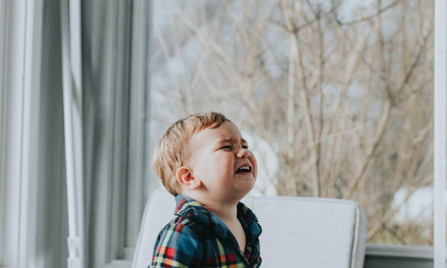 Γιατί τα παιδιά συμπεριφέρονται 800% χειρότερα όταν είναι η μαμά μαζί τους