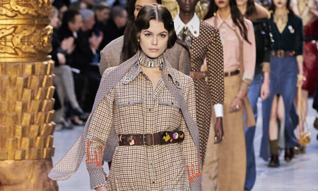 Μήνας Μόδας για πρώτη φορά από το Tik Tok