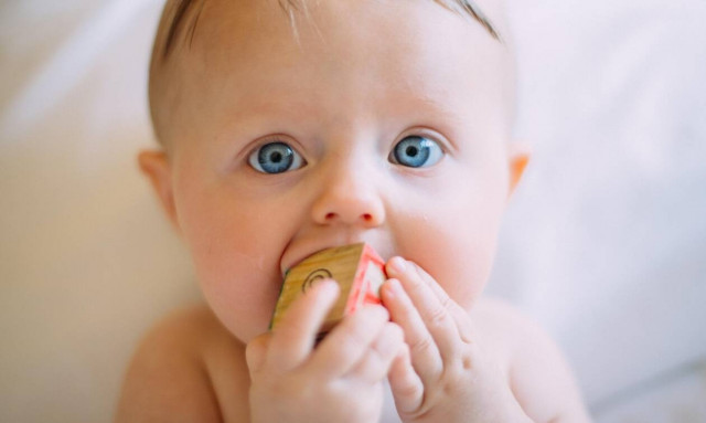 Να τι να κάνετε αν το παιδί σας δαγκώνει