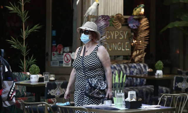 Κορονοϊός - «Βόμβα» Πέτσα για νέο γενικό lockdown