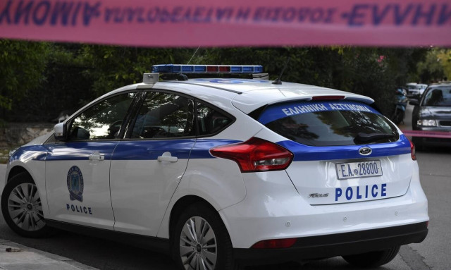 Τρόμος για επιχειρηματία: Κακοποιοί του έστησαν καρτέρι, τον κράτησαν όμηρο και έκλεψαν 50.000 ευρώ