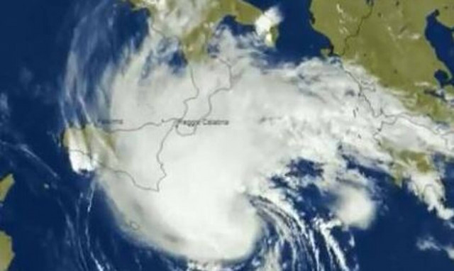 Κακοκαιρία «Ιανός»: Δείτε πού βρίσκεται αυτή τη στιγμή το σύστημα που θα μας επηρεάσει