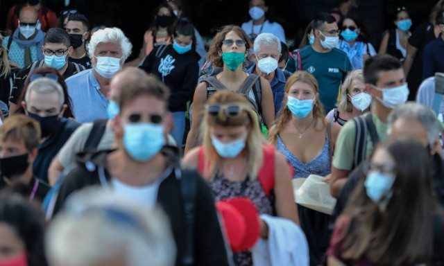 Κορονοϊός: 936.095 νεκροί και 29.633.590 κρούσματα σε όλο τον κόσμο