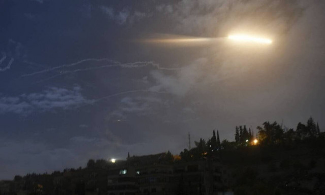 Αεροσκάφη του Ισραήλ βομβαρδίζουν τοποθεσίες στη Λωρίδα της Γάζας