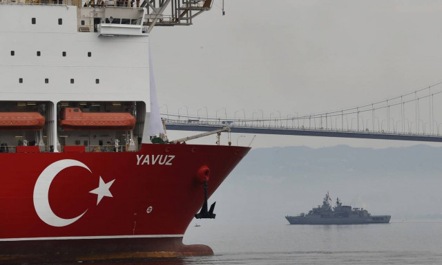 Οι Τούρκοι μάζεψαν το Oruc Reis, έβγαλαν όμως το Yavuz στην κυπριακή ΑΟΖ