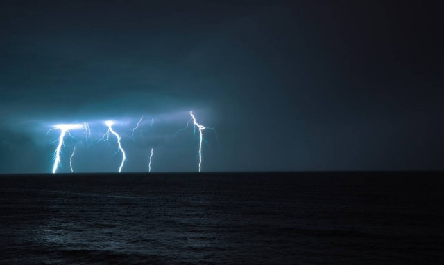 Κακοκαιρία: Ζάκυνθος, Κεφαλονιά και Ιθάκη δοκιμάζονται από τον μεσογειακό κυκλώνα «Ιανό»