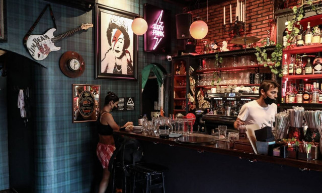 Αυτές είναι οι επιχειρήσεις που θα λάβουν αποζημίωση ειδικού σκοπού και για τον μήνα Ιούλιο