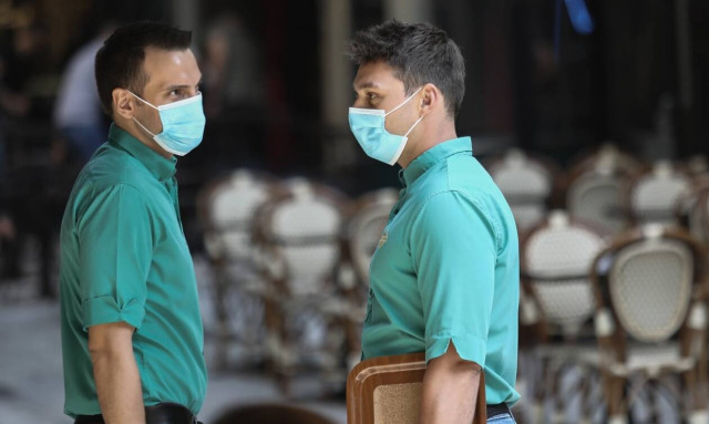 Κορονοϊός: Δραματική η κατάσταση στην Αττική - 212 από τα 359 κρούσματα στην πρωτεύουσα