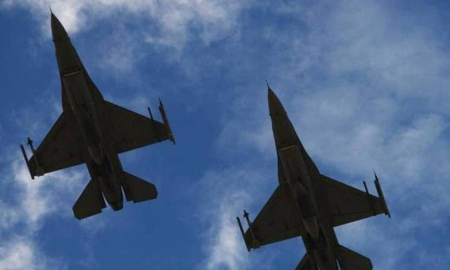 Ελληνικά F-16 συνόδευσαν ξανά αμερικανικά βομβαρδιστικά B-52