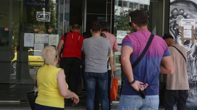 Τα SOS για τις 100.000 επιδοτούμενες θέσεις εργασίας