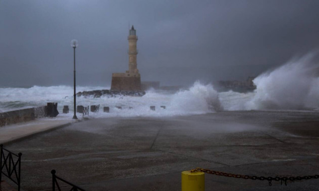 Κακοκαιρία «Ιανός» - Ζάκυνθος: Ποια ακτοπλοϊκά δρομολόγια δεν θα γίνουν