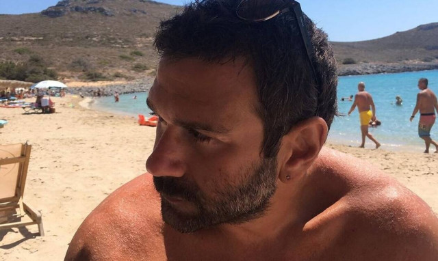 Η σπάνια φωτογραφία του Τάσου Ιορδανίδη με τον γιο και την κόρη του