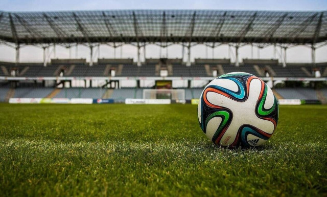 Πρεμιέρα σε Ιταλία και Γερμανία, μεγάλο ντέρμπι στην Αγγλία