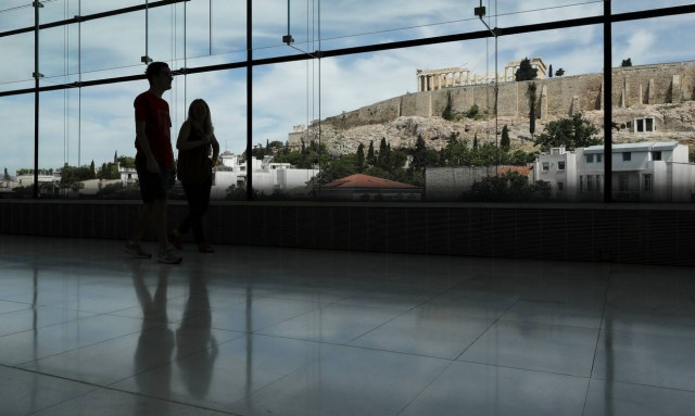 Κορονοϊός: Ακόμη δύο νεκροί στην Ελλάδα - Κατέληξαν 73χρονος και 70χρονος