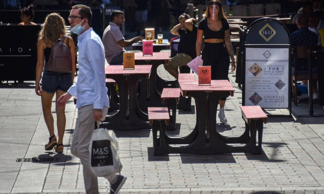 Κορονοϊός - Βρετανία: Αριθμός ρεκόρ νέων κρουσμάτων 