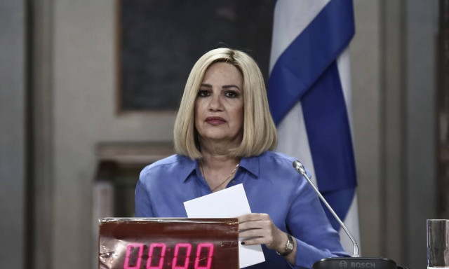 Γεννηματά: Το μήνυμα της κυβέρνησης στους πολίτες είναι «αναβάλλετε τη ζωή σας»