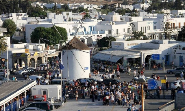 Στην Πάρο τα γυρίσματα του Γερμανικού Big Brother – Θα τα χάσετε με την χλιδάτη βίλα (pics)