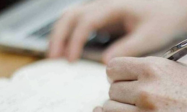 Τηλεργασία: Πώς προσαρμόζεται το ωράριο των εργαζομένων 