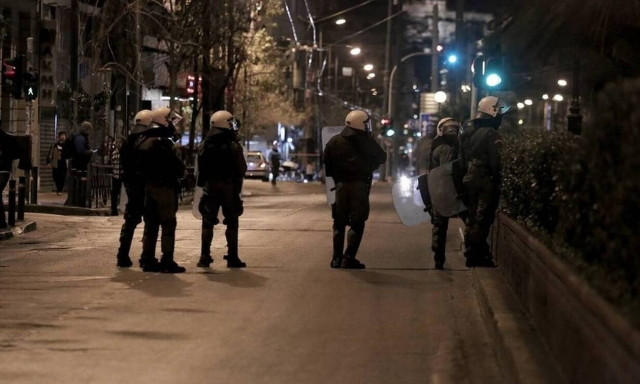 Έρχονται κάμερες στις στολές των αστυνομικών - Πότε θα είναι νόμιμη η λειτουργία τους