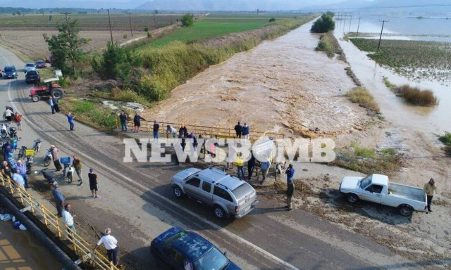 «Ιανός» - Καρδίτσα: Σε απόγνωση οι αγρότες στα Φάρσαλα – Ήρθαν αντιμέτωποι με την απόλυτη καταστροφή