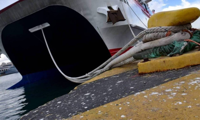 Δεμένα τα πλοία στα λιμάνια της Κέρκυρας και της Ηγουμενίτσας