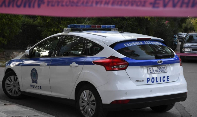 Τρόμος για πασίγνωστο επιχειρηματία: Μπήκαν στο σπίτι του - Άρπαξαν Rolex και χρήματα