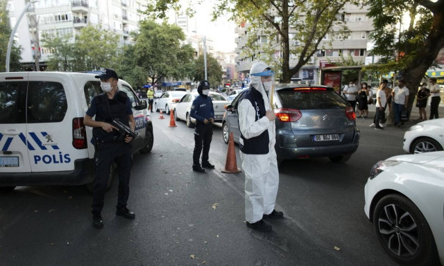 Κορονοϊός στην Τουρκία: 65 θάνατοι και 1.692 κρούσματα μόλυνσης σε 24 ώρες