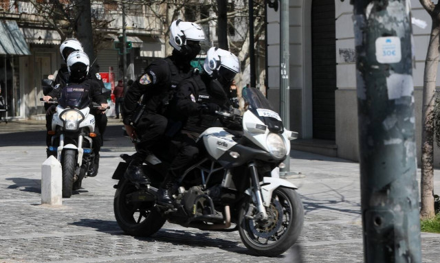 Άγρια δολοφονία στο Πέραμα: Σκότωσε και έκαψε τον ηλικιωμένο νονό του