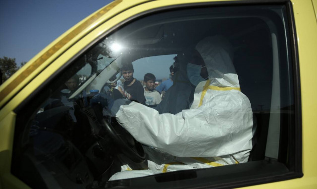 Κορονοϊός: Στους 355 οι νεκροί - Τρεις νέοι θάνατοι