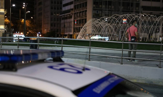 Κορονοϊός: «Βράζει» η Αττική - Αυτόφωρο για τους «αρνητές της μάσκας»