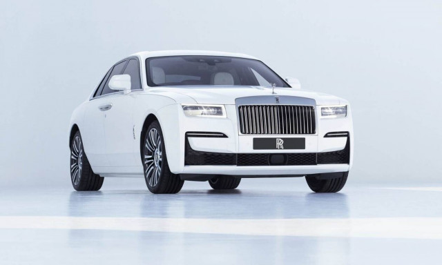 Γιατί η Rolls-Royce επιμένει στους φυσικούς διακόπτες;