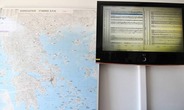 Λέκκας στο Newsbomb.gr: Καμία ανησυχία για τον σεισμό στη Λευκάδα