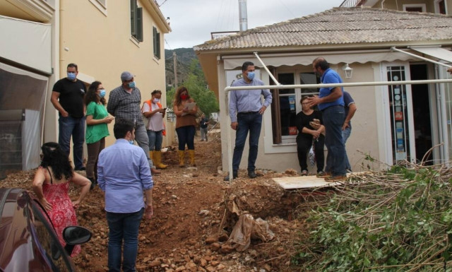 Κλιμάκιο της ΝΔ στην Κεφαλονιά για τις καταστροφές από τον Ιανό