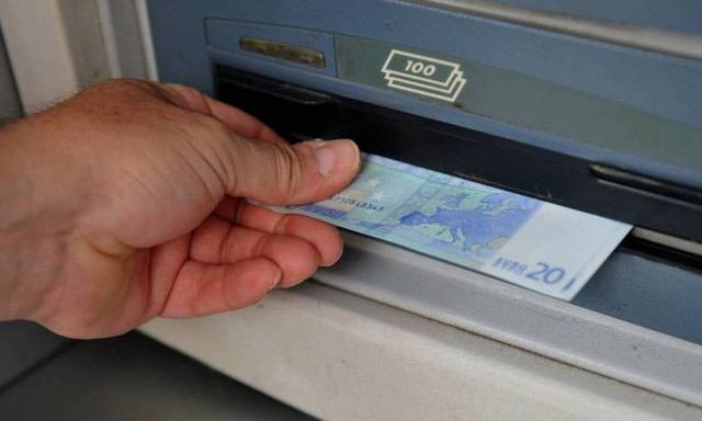 Στα 162,6 δισ. ευρώ ανήλθαν τον Αύγουστο οι τραπεζικές καταθέσεις