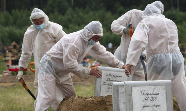 Σαρώνει τον πλανήτη ο κορονοϊός: Ξεπέρασαν το ένα εκατομμύριο οι νεκροί από COVID-19