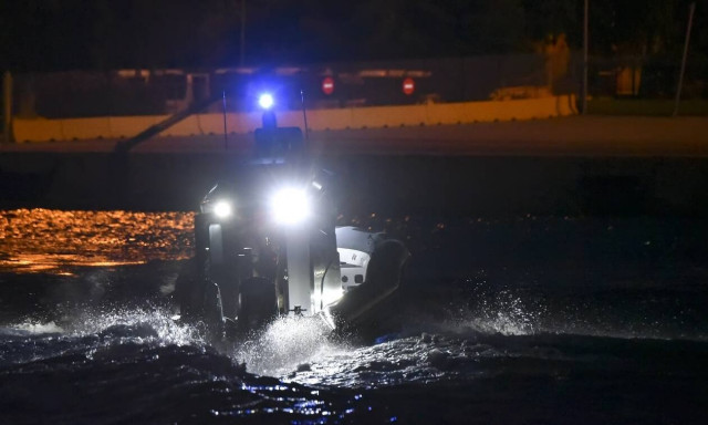 Η κακοκαιρία σάρωσε τη Μυτιλήνη: Επιχείρηση διάσωσης γυναίκας μετά από ναυάγιο