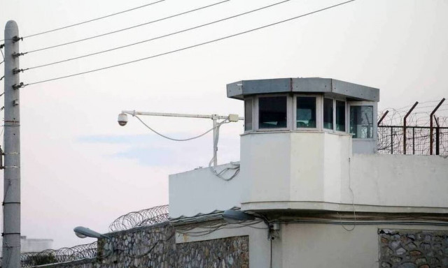 Κορονοϊός: Θετικός σωφρονιστικός υπάλληλος στις φυλακές Αγίου Στεφάνου