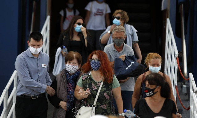 Κορονοϊός: Πληροφορίες για πάνω από 400 κρούσματα σήμερα