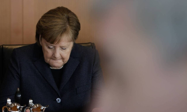 Chancellor Merkel: A fine line between military conflict and peaceful settlement