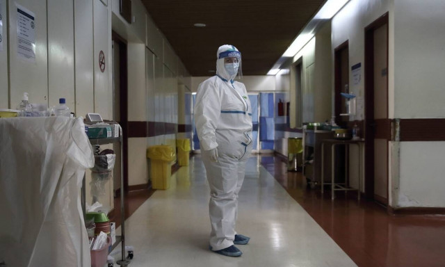 Κορονοϊός - Αγωνία για τις ΜΕΘ: Πόσες κλίνες είναι κενές – Το έκτακτο σχέδιο της κυβέρνησης