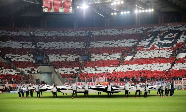 Live Streaming: Κλήρωση Champions League - Η ώρα του Ολυμπιακού (vid)