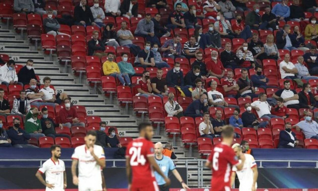 Η UEFA επιτρέπει κόσμο στα γήπεδα κόντρα στον κορονοϊό 