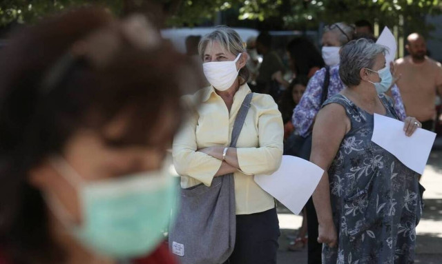 Βατόπουλος: Χτύπησε το «καμπανάκι» - Σύντομα υποχρεωτική η μάσκα μέσα κι έξω