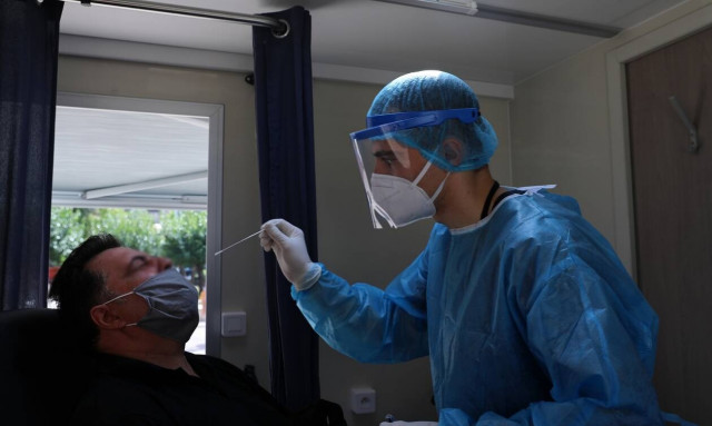 Προειδοποίση Σαρηγιάννη: «Ακόμα και πάνω από 600 κρούσματα την ημέρα μέχρι τον Δεκέμβριο»