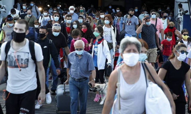 Κορονοϊός: Ρεκόρ κρουσμάτων σήμερα στην Ελλάδα - Αγωνία για την ανακοίνωση του ΕΟΔΥ